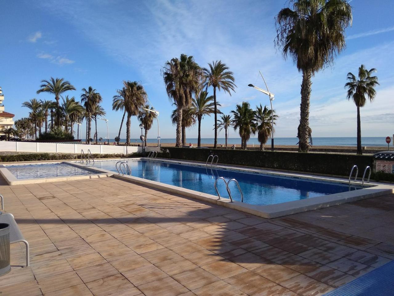 Apartamentos Deluxe Playa Norte Peñíscola Kültér fotó